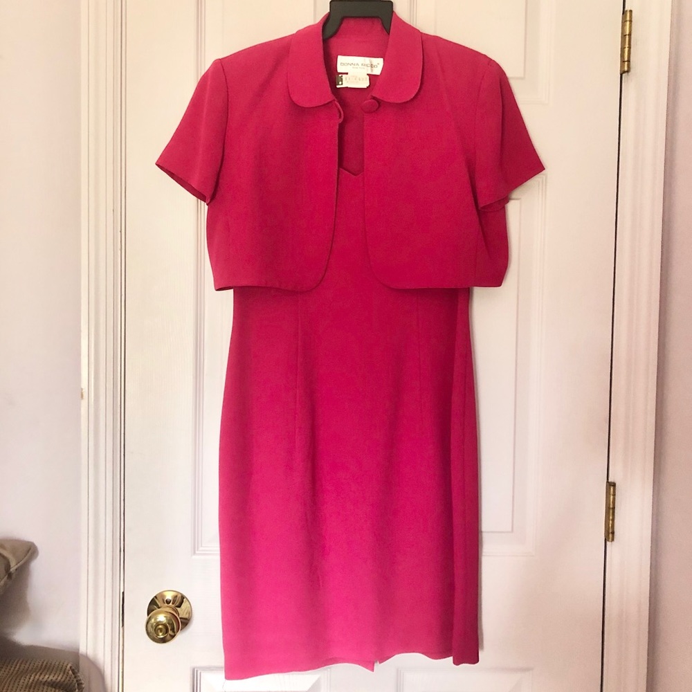 Bold fuchsia sleeveless dress with jacket